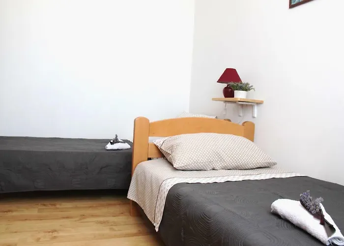 Eric I Paolo 아파트