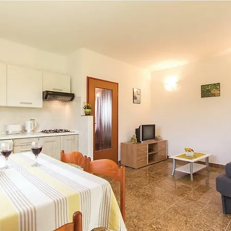 Eric I Paolo Apartmán